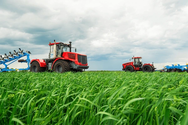 agriculture machinery farming red tractor 600nw 2629649799